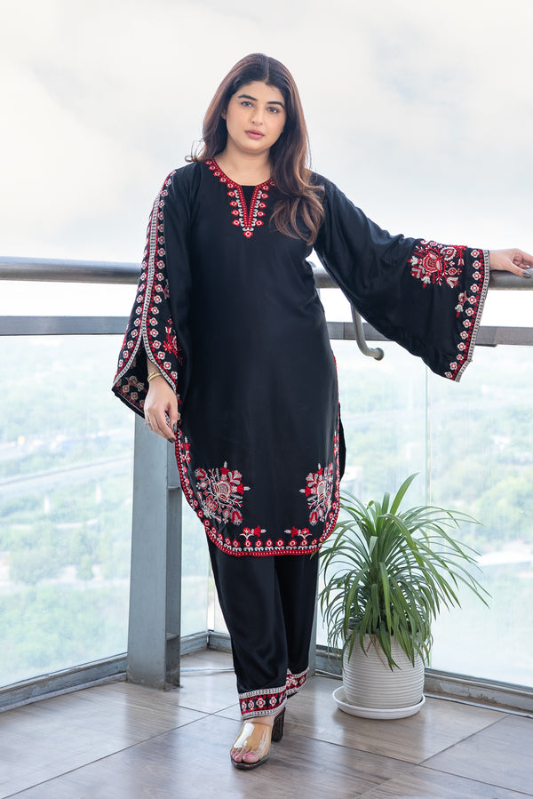 Black Red Bell-Sleeve Embroidered Suit Set