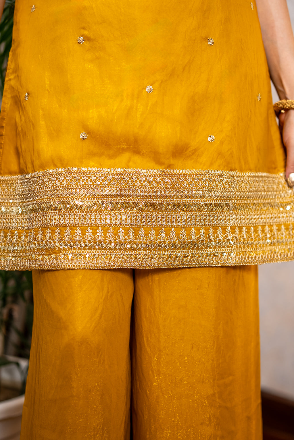 Mustard Buti Work Suit Set